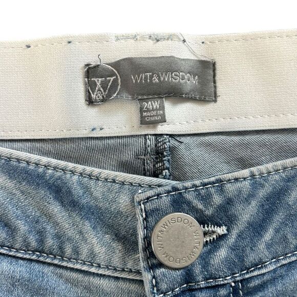 WIT & WISDOM 'Ab'Solution Raw Hem Skimmer Jean in Blue Size 24W NEW - Picture 9 of 11